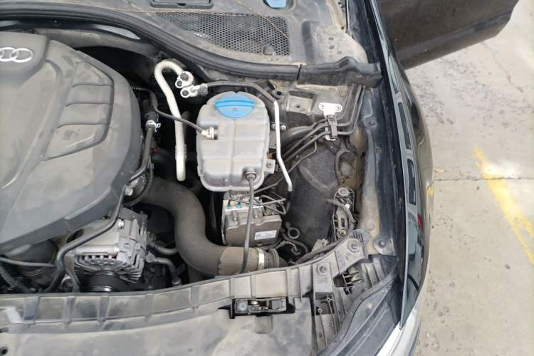 Used Audi A6L 2018 30th Anniversary Edition TFSI Trendy Model Engine Bay Left