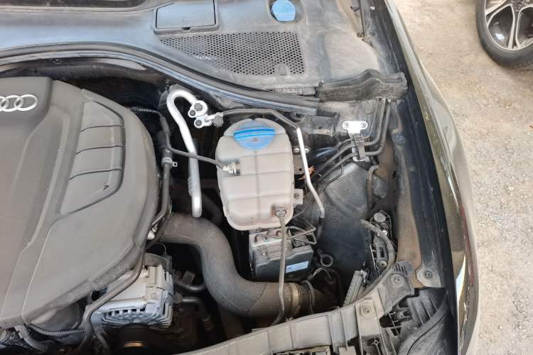 Used Audi A6L 2018 30th Anniversary Edition TFSI Trendy Model Engine Bay Left
