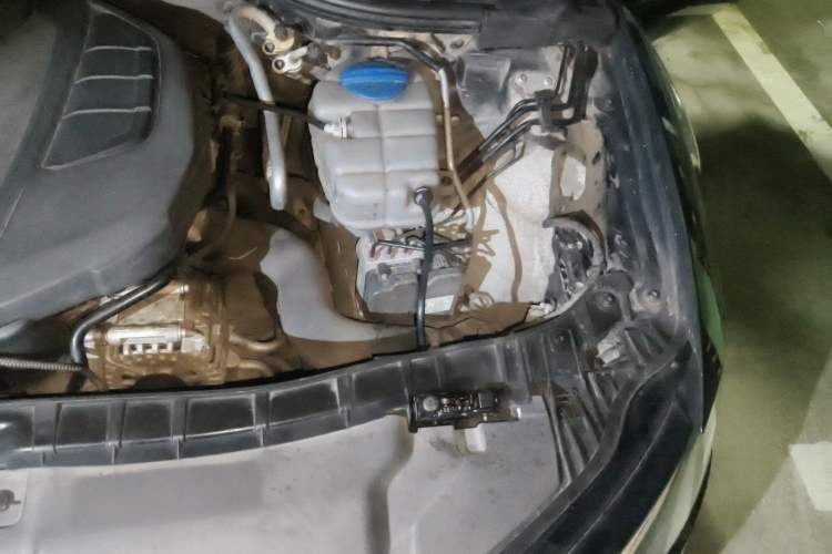 Used Audi A6L 2018 30th Anniversary Edition TFSI Trendy Model Engine Bay Left