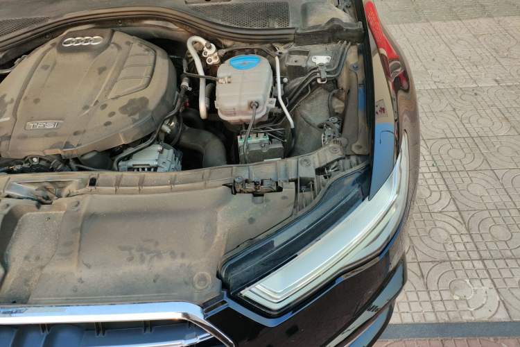 Used Audi A6L 2018 30th Anniversary Edition 35 TFSI Fashion Model Engine Bay Left
