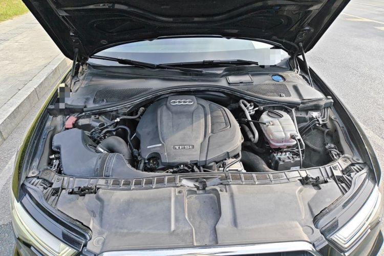 Used Audi A6L 2018 30th Anniversary Edition 35 TFSI Fashion Model Engine Bay