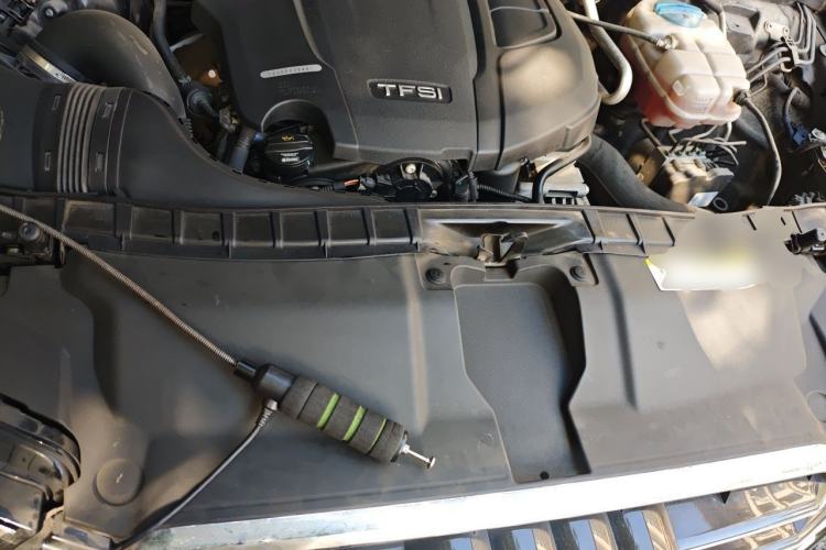 Used Audi A6L 2018 30th Anniversary Edition 35 TFSI Fashion Model Engine Bay