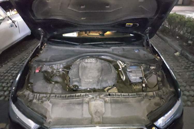 Used Audi A6L 2018 30th Anniversary Edition TFSI Trendy Model Engine Bay