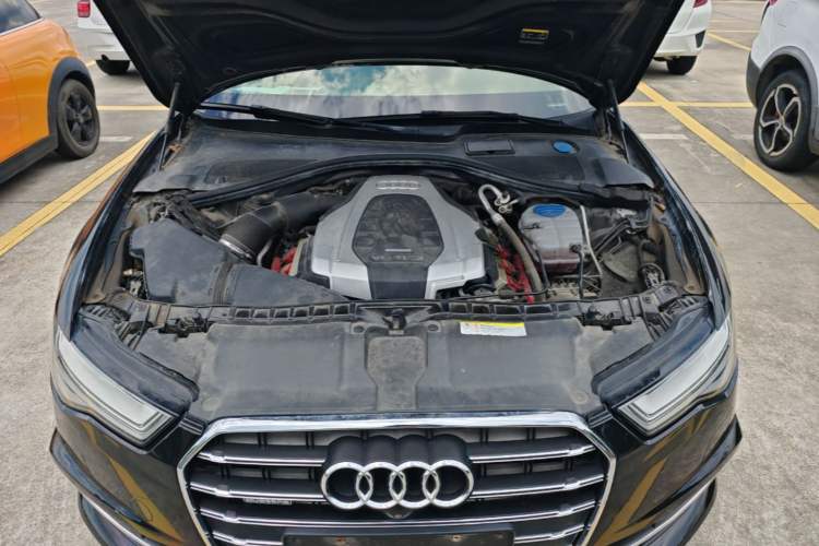 Used Audi A6L 2018 30th Anniversary Edition 45 TFSI quattro Sport model Engine Bay