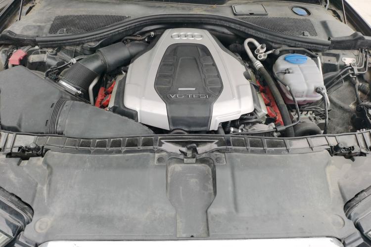Used Audi A6L 2018 30th Anniversary Edition 45 TFSI quattro Sport model Engine Bay