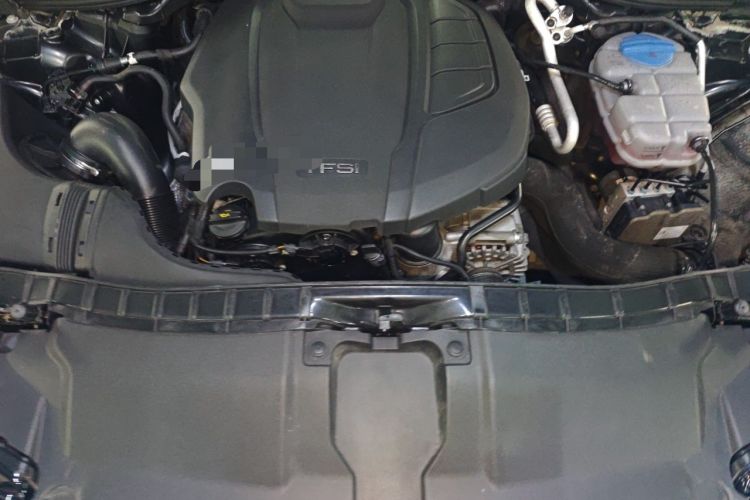 Used Audi A6L 2018 30th Anniversary Edition 35 TFSI Fashion Model Engine Bay