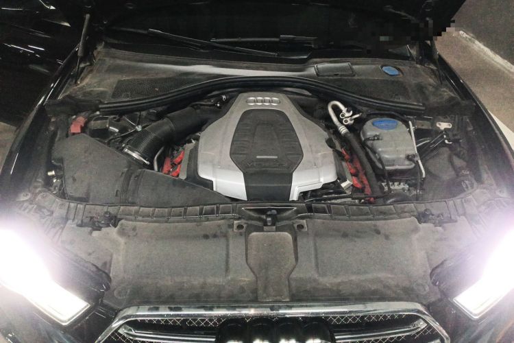 Used Audi A6L 2018 30th Anniversary Edition 45 TFSI quattro Sport model Engine Bay