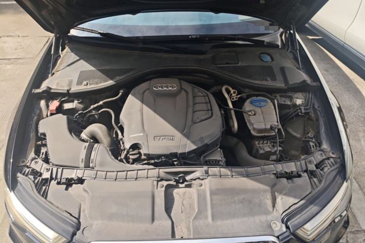 Used Audi A6L 2018 30th Anniversary Edition 35 TFSI Fashion Model Engine Bay