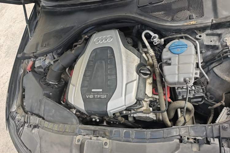 Used Audi A6L 2018 30th Anniversary Edition 45 TFSI quattro Sport model Engine Bay Right