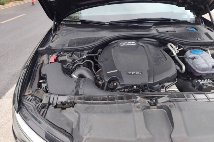 Used Audi A6L 2018 30th Anniversary Edition 35 TFSI Sport Edition Engine Bay Right