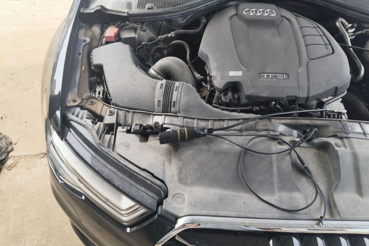 Used Audi A6L 2018 30th Anniversary Edition 35 TFSI Fashion Model Engine Bay Right
