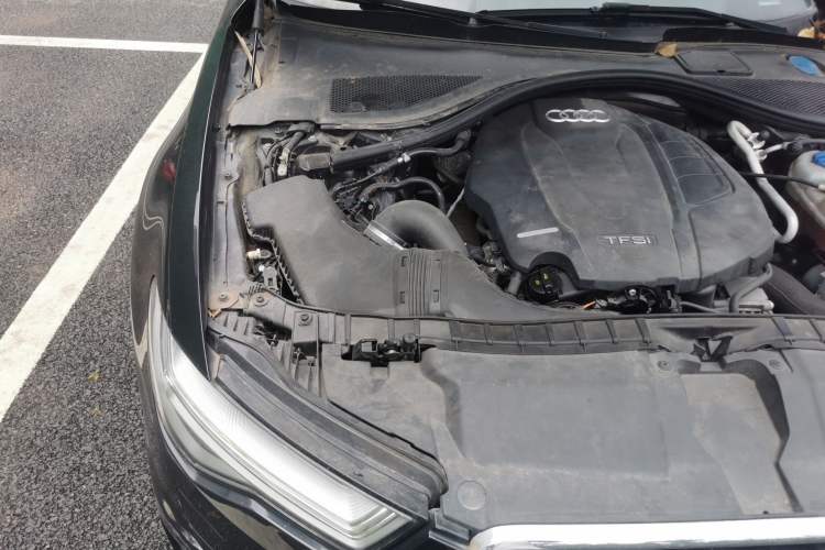 Used Audi A6L 2018 30th Anniversary Edition TFSI Trendy Model Engine Bay Right