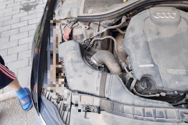 Used Audi A6L 2018 30th Anniversary Edition 35 TFSI Fashion Model Engine Bay Right