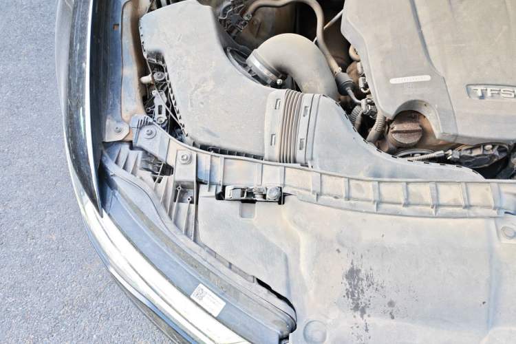 Used Audi A6L 2018 30th Anniversary Edition TFSI Trendy Model Engine Bay Right