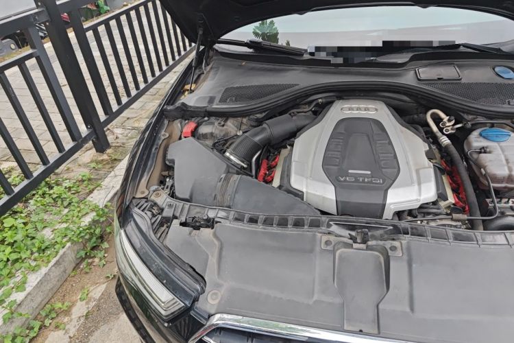 Used Audi A6L 2018 30th Anniversary Edition 45 TFSI quattro Sport model Engine Bay Right