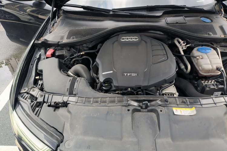 Used Audi A6L 2018 30th Anniversary Edition TFSI Trendy Model Engine Bay Right