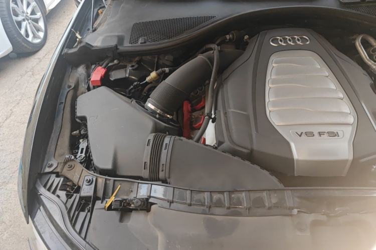 Used Audi A6L 2018 30th Anniversary Edition 30 FSI Style Model Engine Bay Right