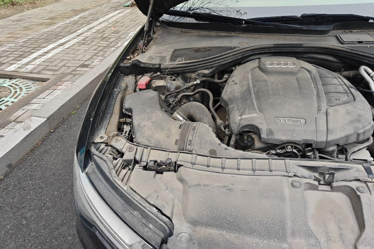 Used Audi A6L 2018 30th Anniversary Edition TFSI Trendy Model Engine Bay Right