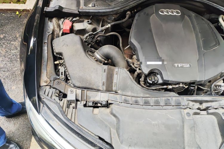 Used Audi A6L 2018 30th Anniversary Edition TFSI Trendy Model Engine Bay Right