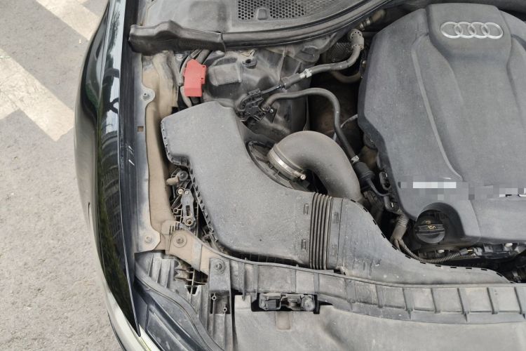 Used Audi A6L 2018 30th Anniversary Edition 35 TFSI Fashion Model Engine Bay Right