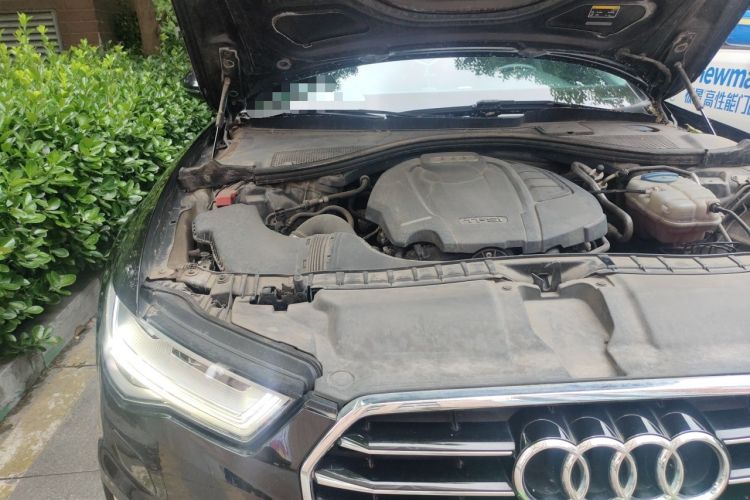 Used Audi A6L 2018 30th Anniversary Edition 35 TFSI Fashion Model Engine Bay Right