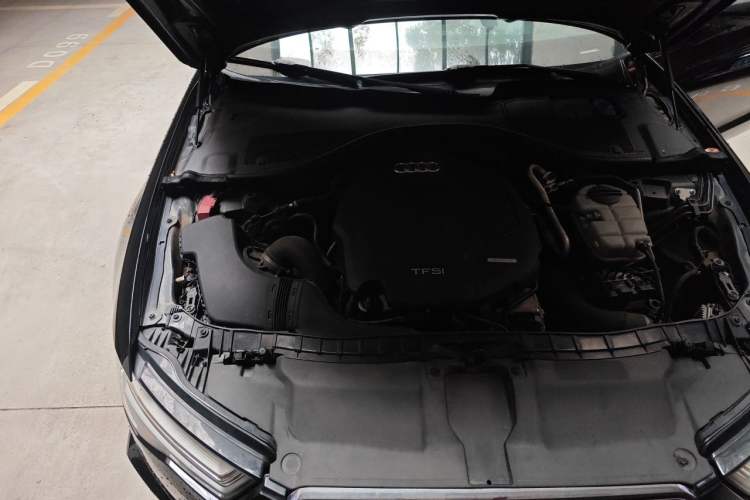 Used Audi A6L 2018 30th Anniversary Edition 35 TFSI Fashion Model Engine Bay Right