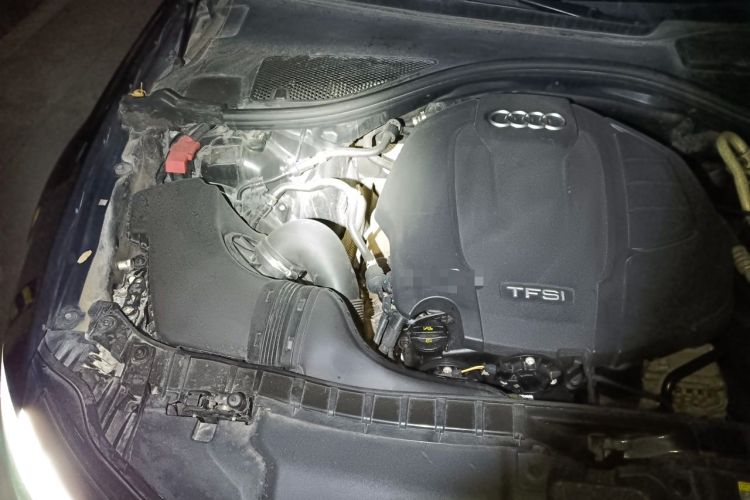 Used Audi A6L 2018 30th Anniversary Edition 35 TFSI Fashion Model Engine Bay Right