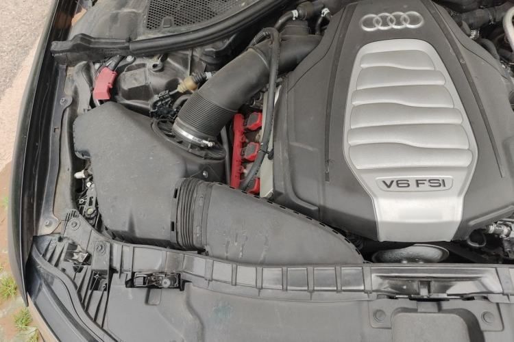 Used Audi A6L 2018 30th Anniversary Edition 30 FSI Style Model Engine Bay Right