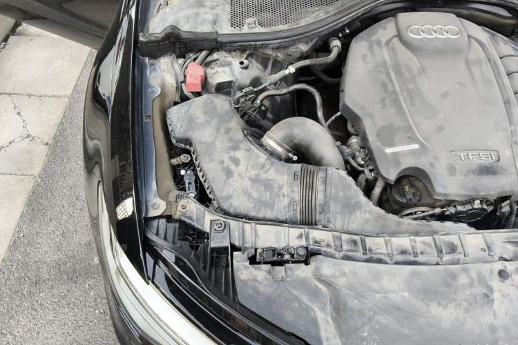 Used Audi A6L 2018 30th Anniversary Edition TFSI Trendy Model Engine Bay Right