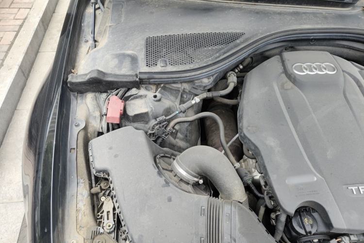 Used Audi A6L 2018 30th Anniversary Edition TFSI Trendy Model Engine Bay Right