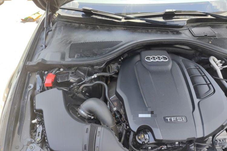 Used Audi A6L 2018 30th Anniversary Edition 35 TFSI Sport Edition Engine Bay Right