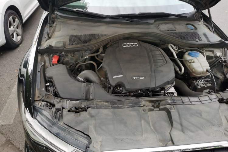 Used Audi A6L 2018 30th Anniversary Edition 35 TFSI Fashion Model Engine Bay Right