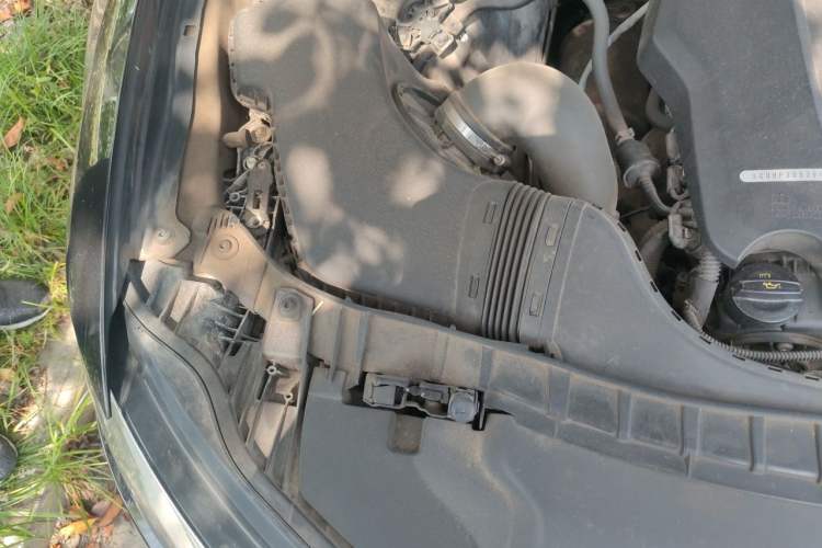 Used Audi A6L 2018 30th Anniversary Edition 35 TFSI Fashion Model Engine Bay Right