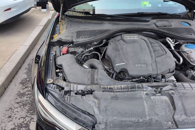 Used Audi A6L 2018 30th Anniversary Edition 35 TFSI Sport Edition Engine Bay Right