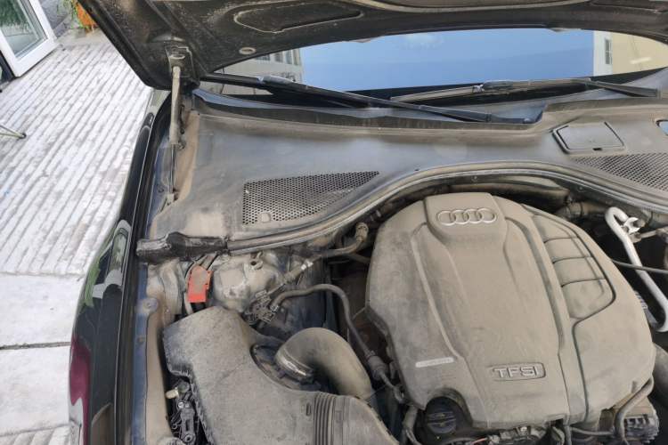 Used Audi A6L 2018 35 TFSI Collector's Edition Engine Bay Right