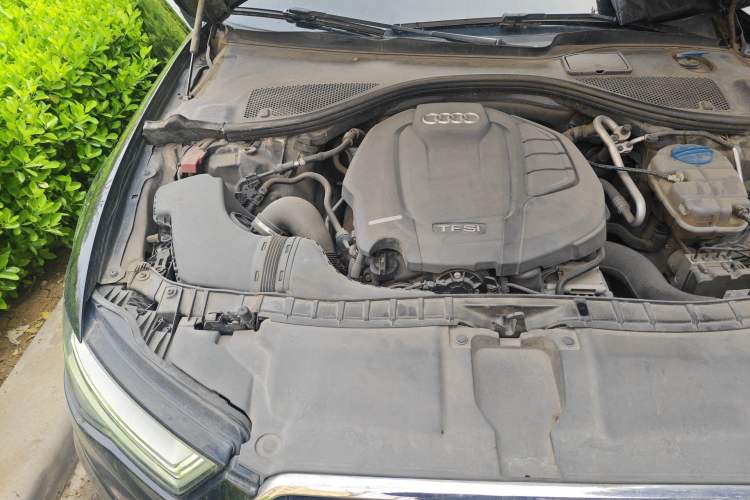 Used Audi A6L 2018 30th Anniversary Edition TFSI Trendy Model Engine Bay Right