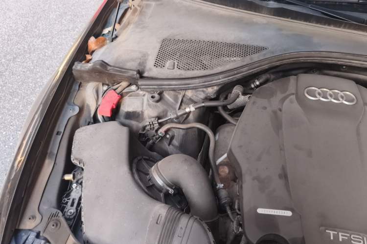 Used Audi A6L 2018 30th Anniversary Edition 35 TFSI Fashion Model Engine Bay Right