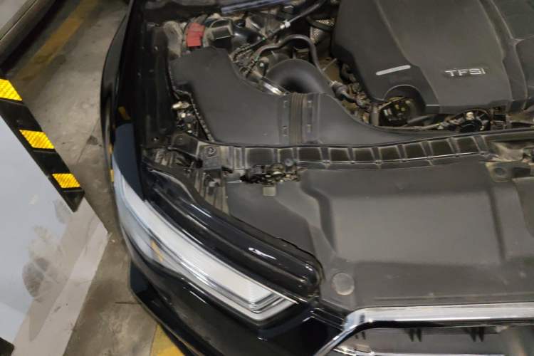 Used Audi A6L 2018 30th Anniversary Edition TFSI Trendy Model Engine Bay Right