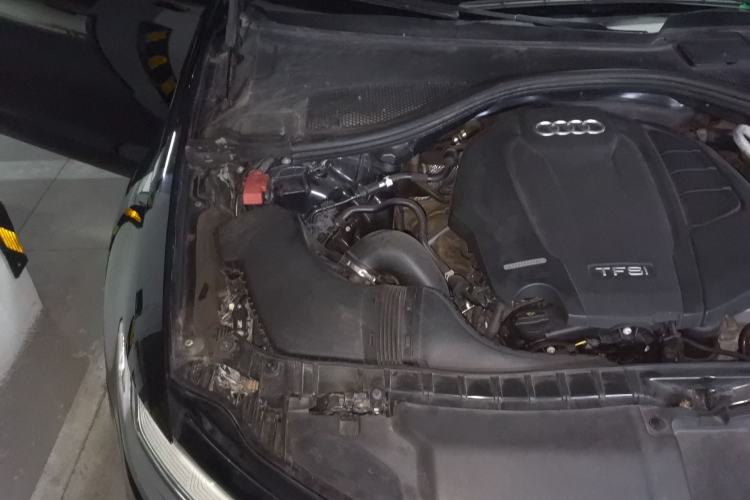 Used Audi A6L 2018 30th Anniversary Edition 35 TFSI Fashion Model Engine Bay Right