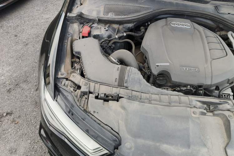 Used Audi A6L 2018 30th Anniversary Edition TFSI Trendy Model Engine Bay Right