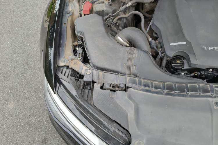 Used Audi A6L 2018 30th Anniversary Edition TFSI Trendy Model Engine Bay Right