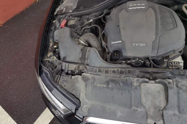 Used Audi A6L 2018 30th Anniversary Edition 35 TFSI Fashion Model Engine Bay Right