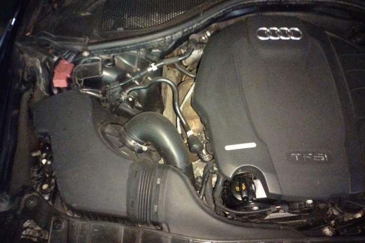 Used Audi A6L 2018 30th Anniversary Edition 35 TFSI Fashion Model Engine Bay Right