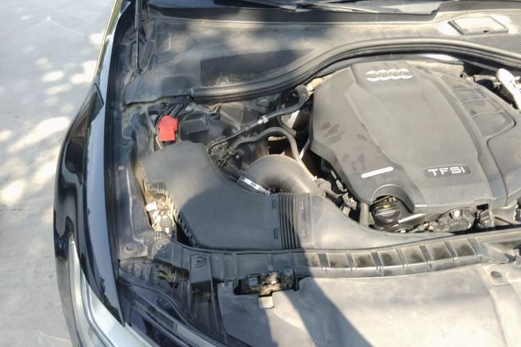 Used Audi A6L 2018 30th Anniversary Edition TFSI Trendy Model Engine Bay Right