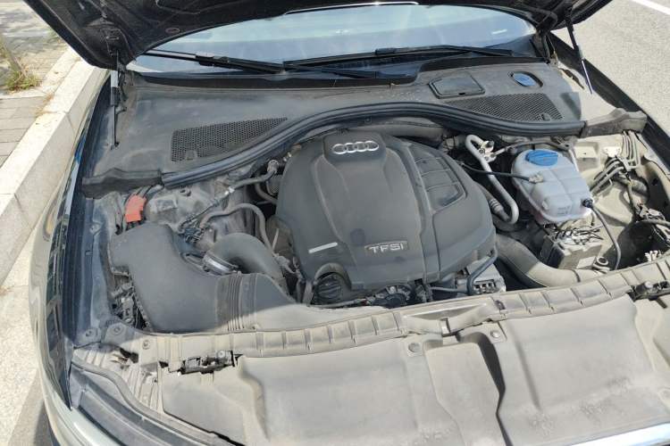 Used Audi A6L 2018 30th Anniversary Edition TFSI Trendy Model Engine Bay Right