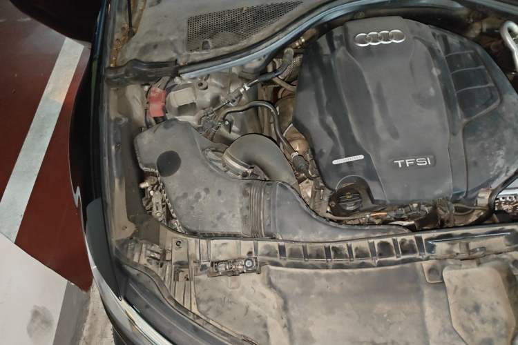 Used Audi A6L 2018 35 TFSI Collector's Edition Engine Bay Right