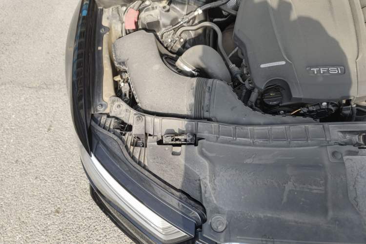Used Audi A6L 2018 35 TFSI Collector's Edition Engine Bay Right
