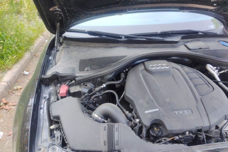 Used Audi A6L 2018 30th Anniversary Edition 35 TFSI Fashion Model Engine Bay Right