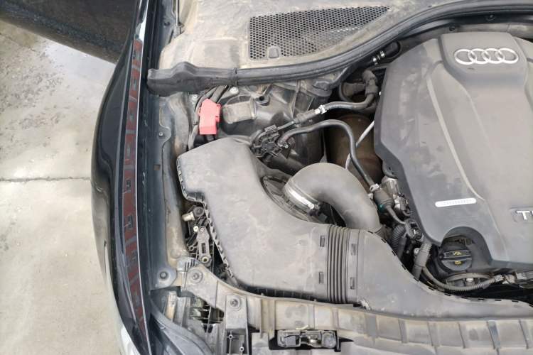 Used Audi A6L 2018 30th Anniversary Edition TFSI Trendy Model Engine Bay Right