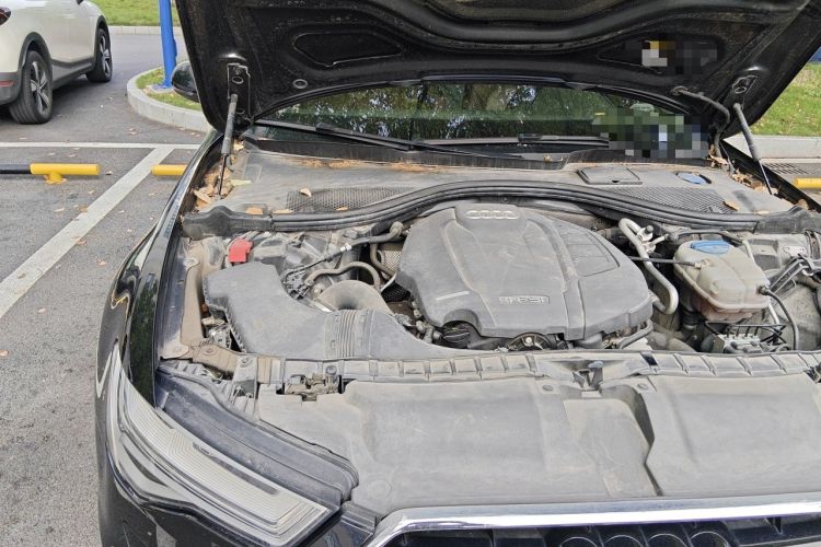 Used Audi A6L 2018 30th Anniversary Edition 35 TFSI Fashion Model Engine Bay Right